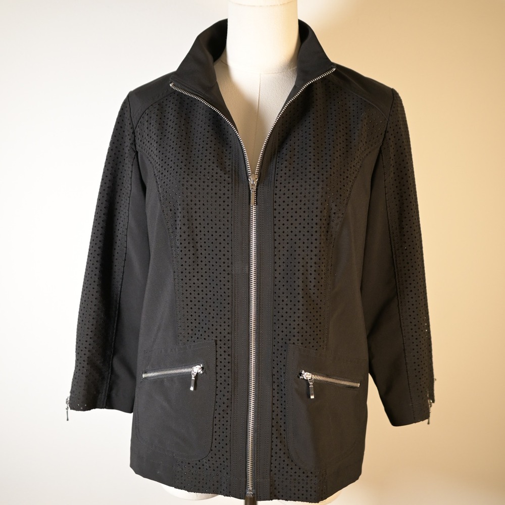 Zenergy by Chicos Black Perforated Laser Cut Zip Up Jacket Womens 0 Small